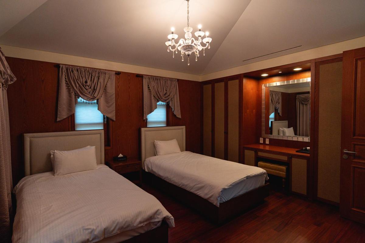 Ardenhill Resort & Golf 済州市 エクステリア 写真