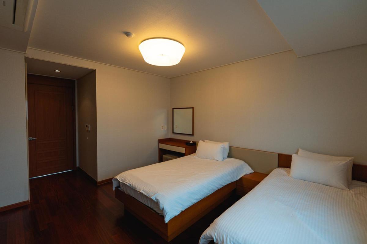 Ardenhill Resort & Golf 済州市 エクステリア 写真